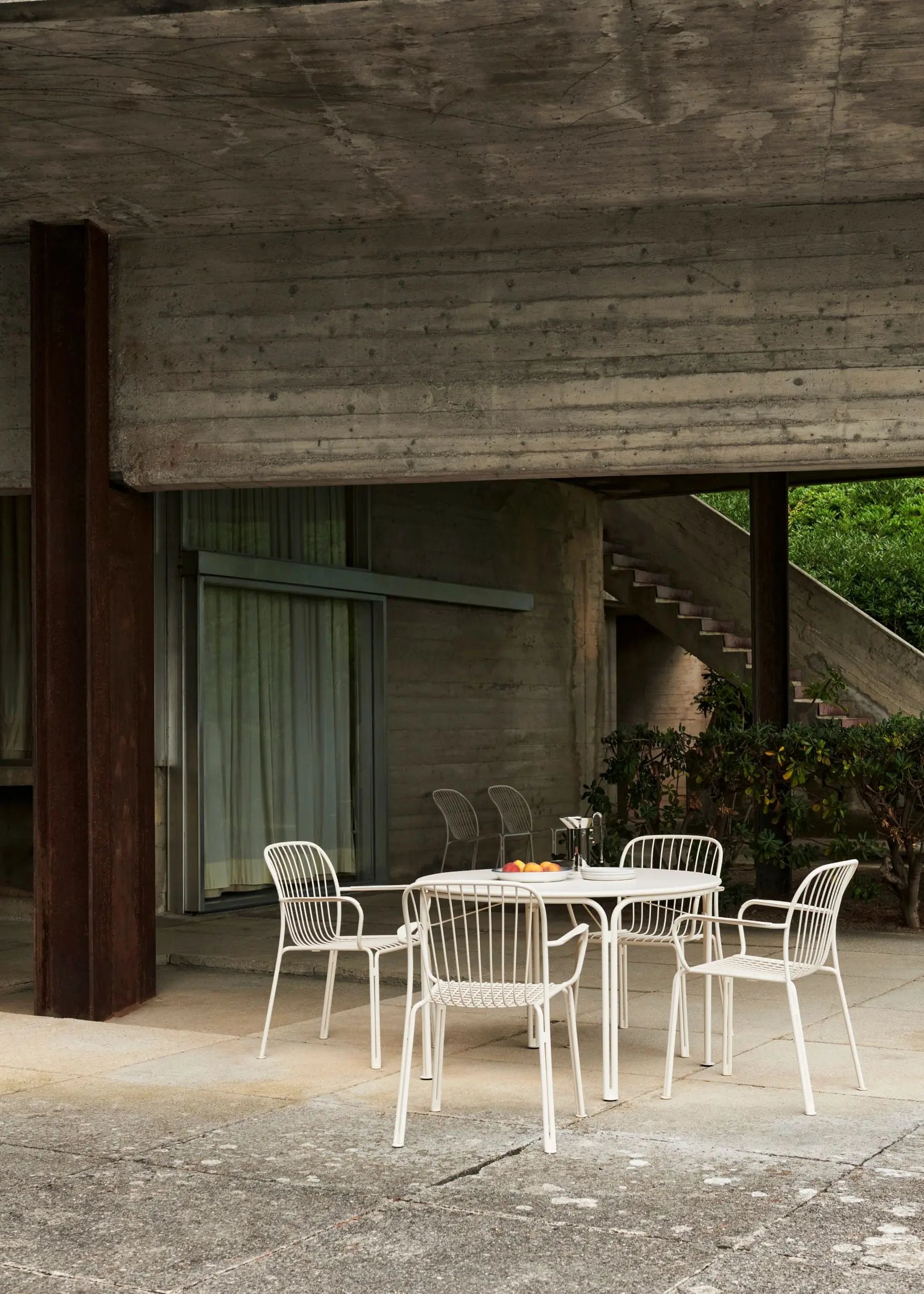 &Tradition Thorvald SC98 pöytä norsunluunvalkoinen &Tradition