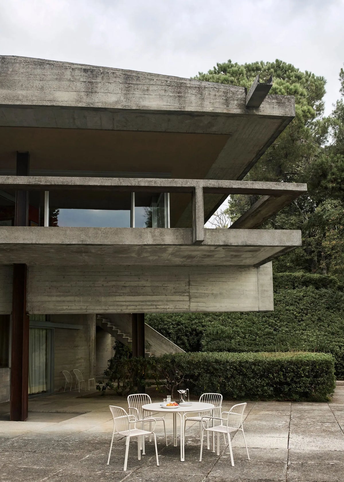 &Tradition Thorvald SC98 pöytä norsunluunvalkoinen &Tradition