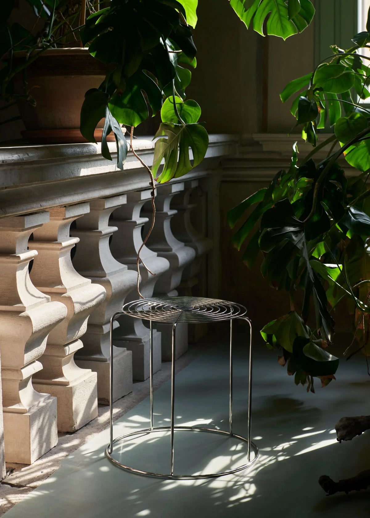 &Tradition Wire VP11 jakkara teräs &Tradition