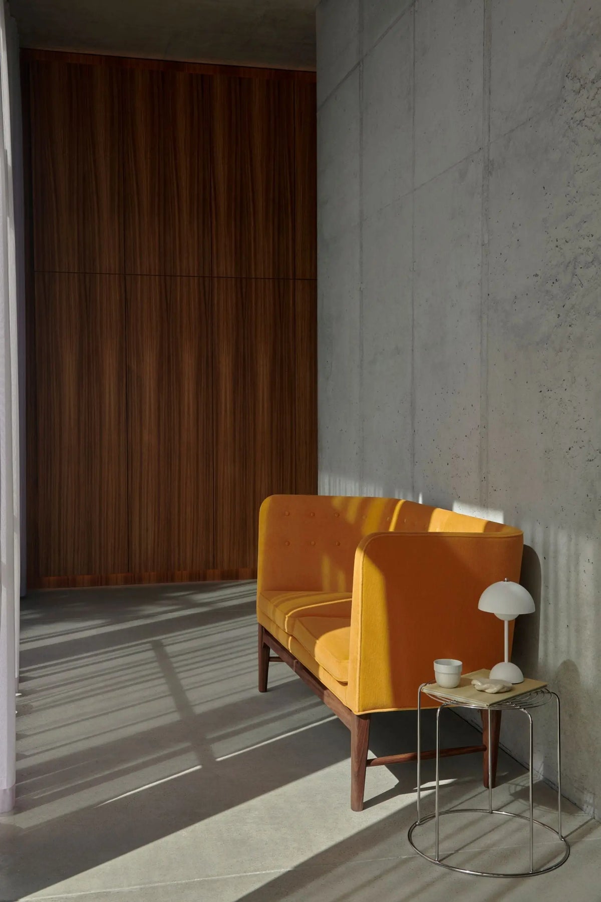 &Tradition Wire VP11 jakkara teräs &Tradition