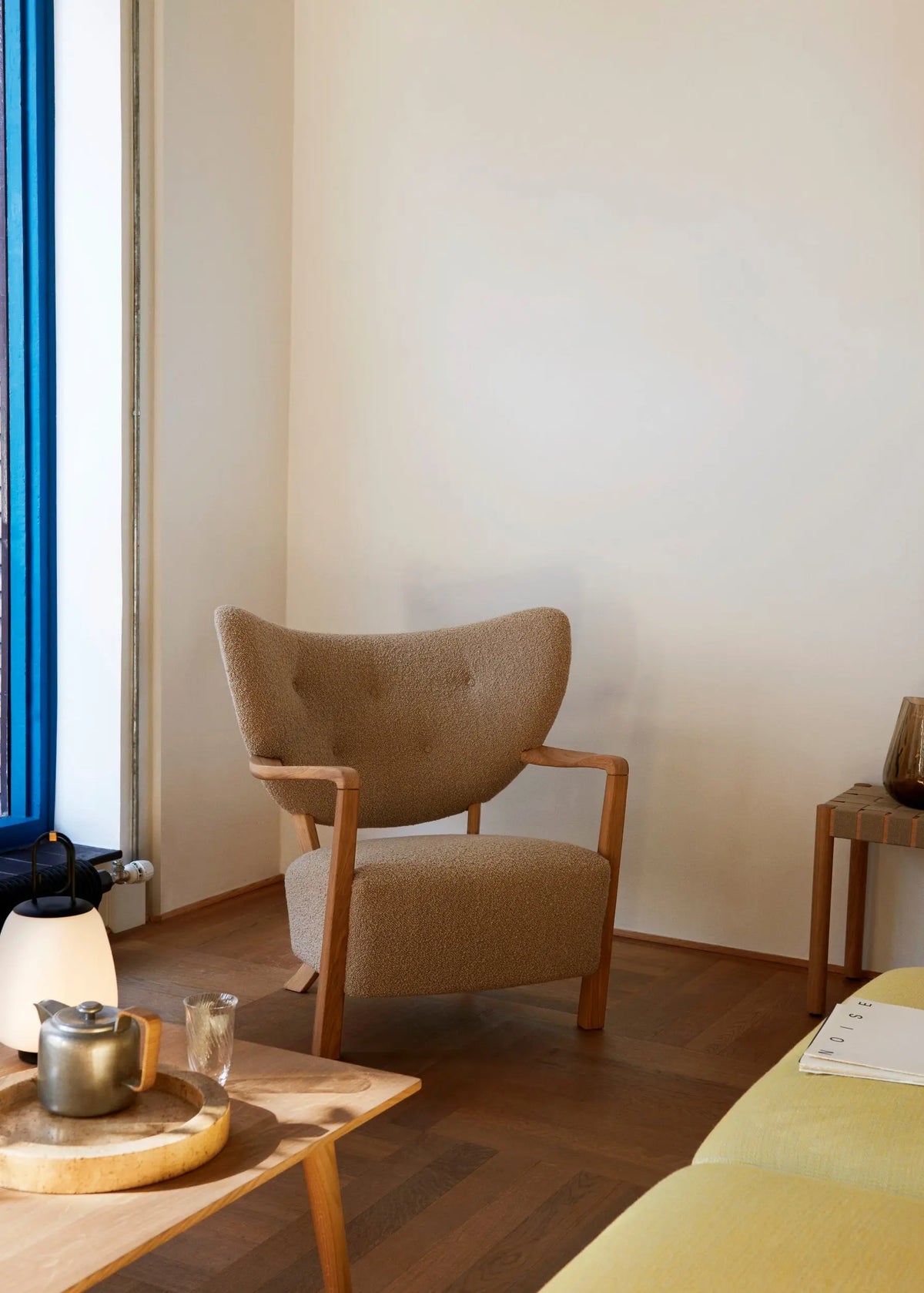 &Tradition Wulff ATD2 nojatuoli tammi/Karakorum 003 &Tradition