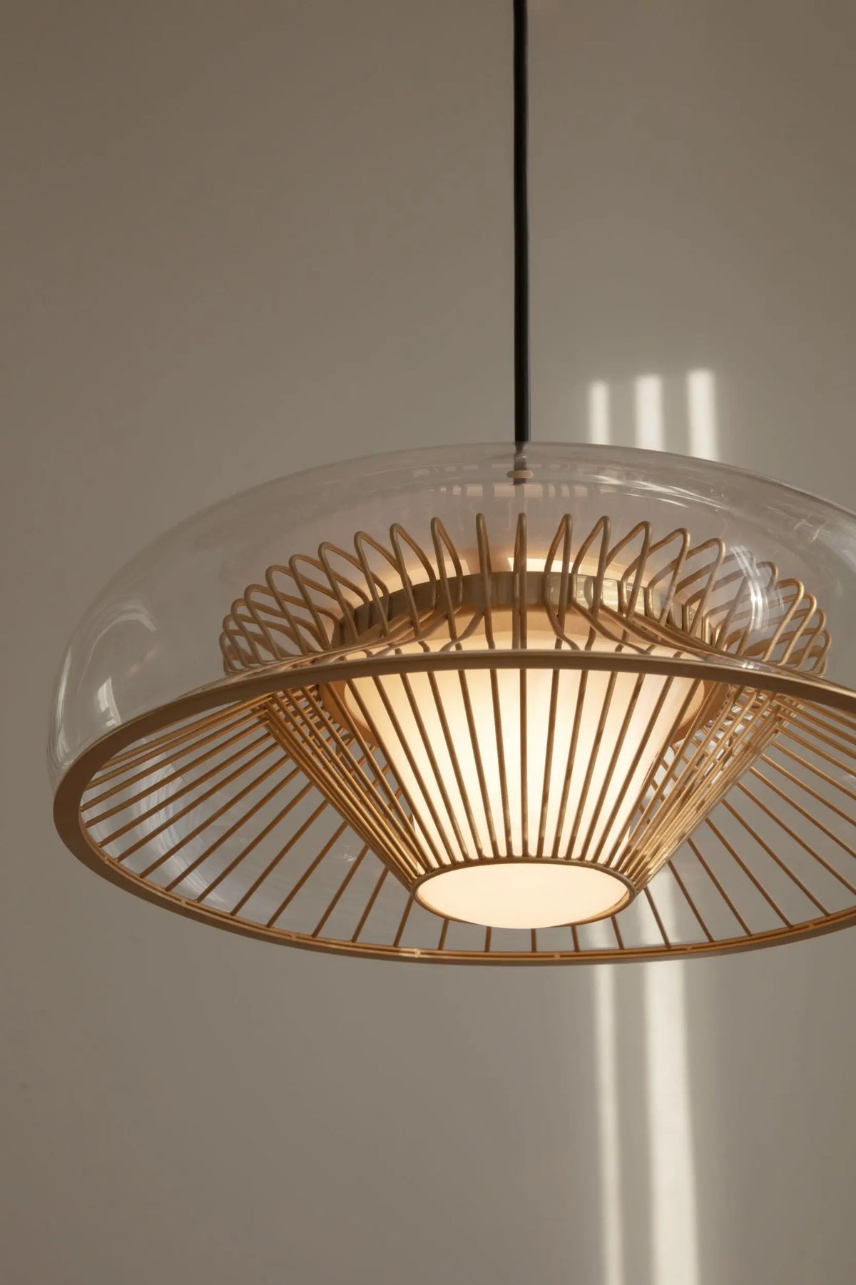 UMAGE Chordis varjostin messinki Umage