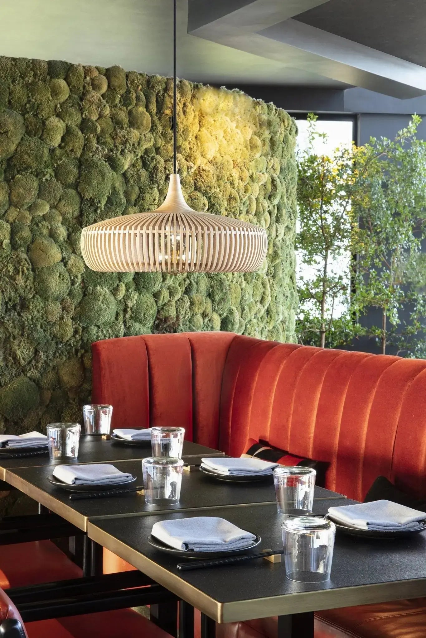 UMAGE Clava Dine Wood varjostin tammi - Laatukaluste