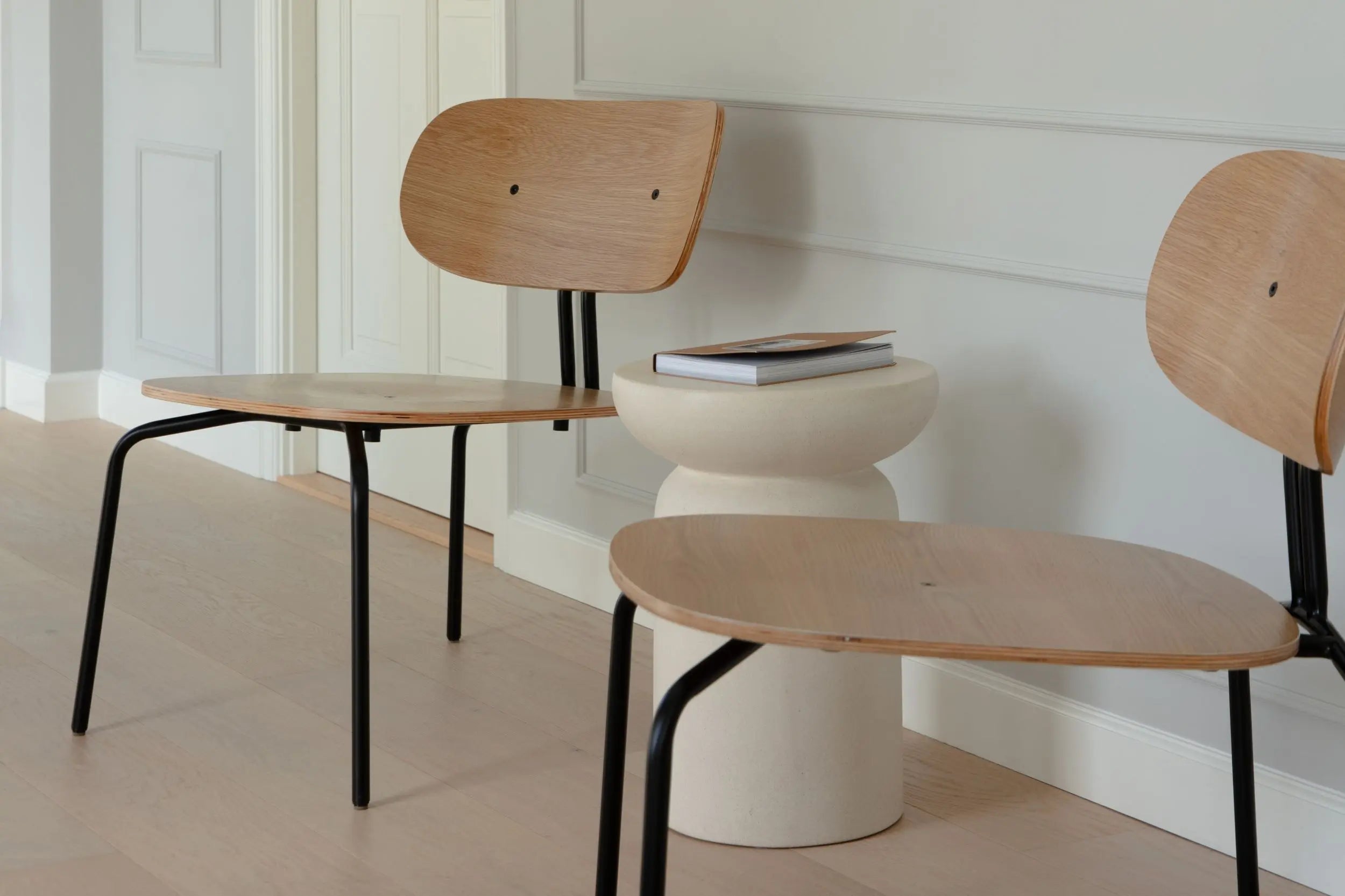 UMAGE Curious lepotuoli tammi/musta Umage