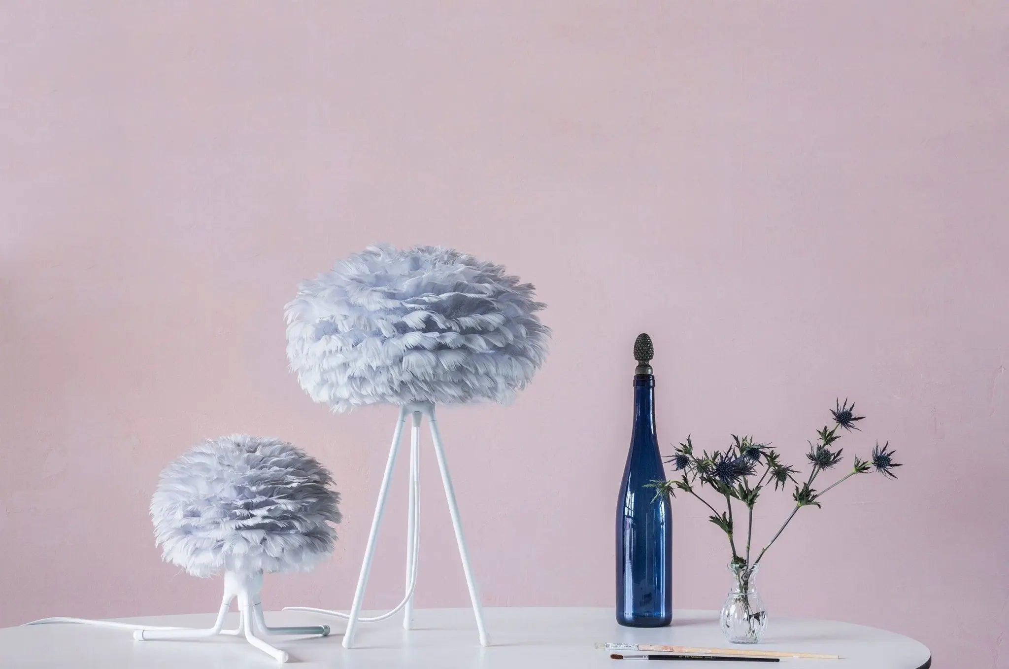 UMAGE Eos mini tripod pöytävalaisin valkoinen - Laatukaluste