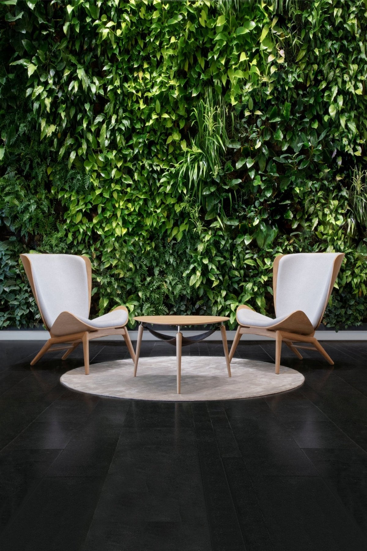 UMAGE Hang Out sohvapöytä tammi/teräs - Laatukaluste