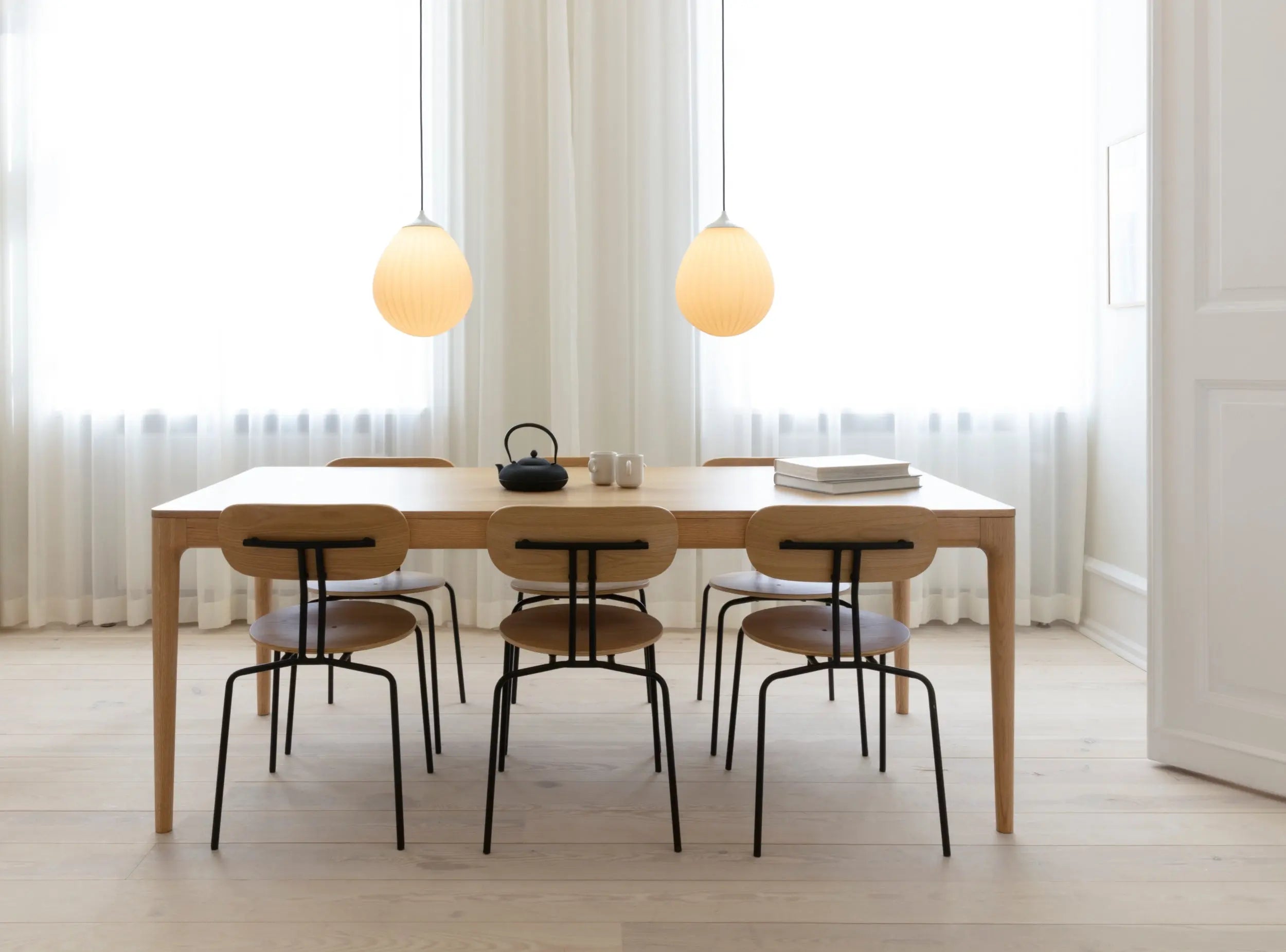 UMAGE Heart'n'Soul jatkettava pöytä tammi UMAGE