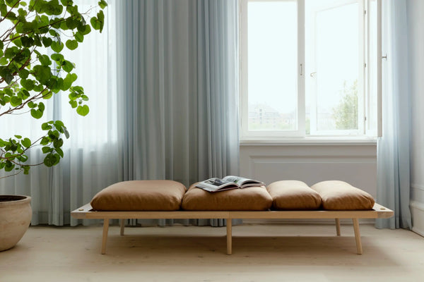 UMAGE Lounge Around Daybed tammi/ruskea Umage