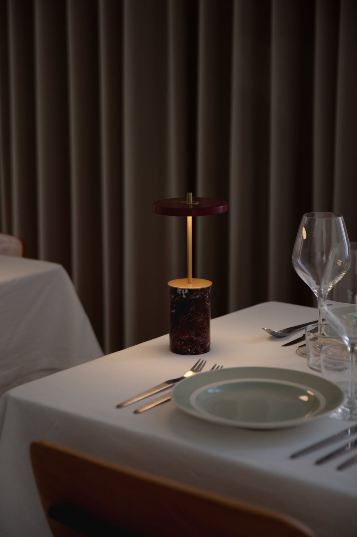 UMAGE Asteria Move Mini table lamp red marble
