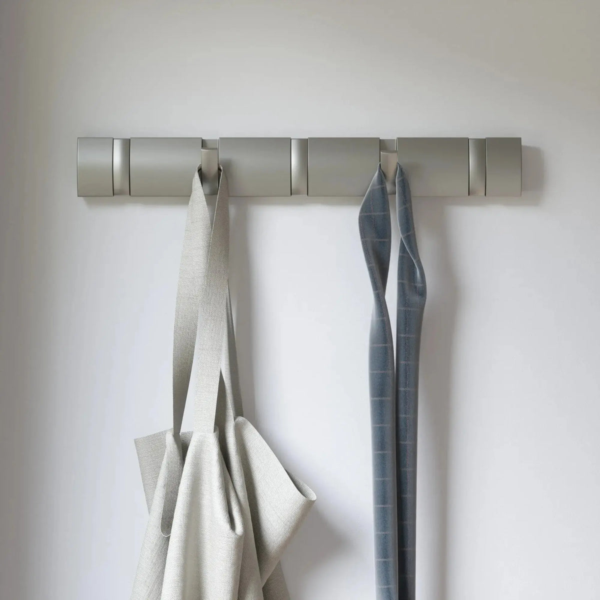 Umbra Flip 5 naulakko nikkeli Umbra