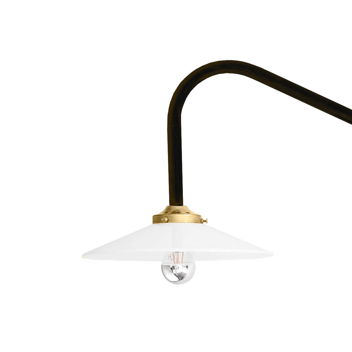 Valerie Objects Hanging Lamp N°1 seinävalaisin musta Valerie Objects