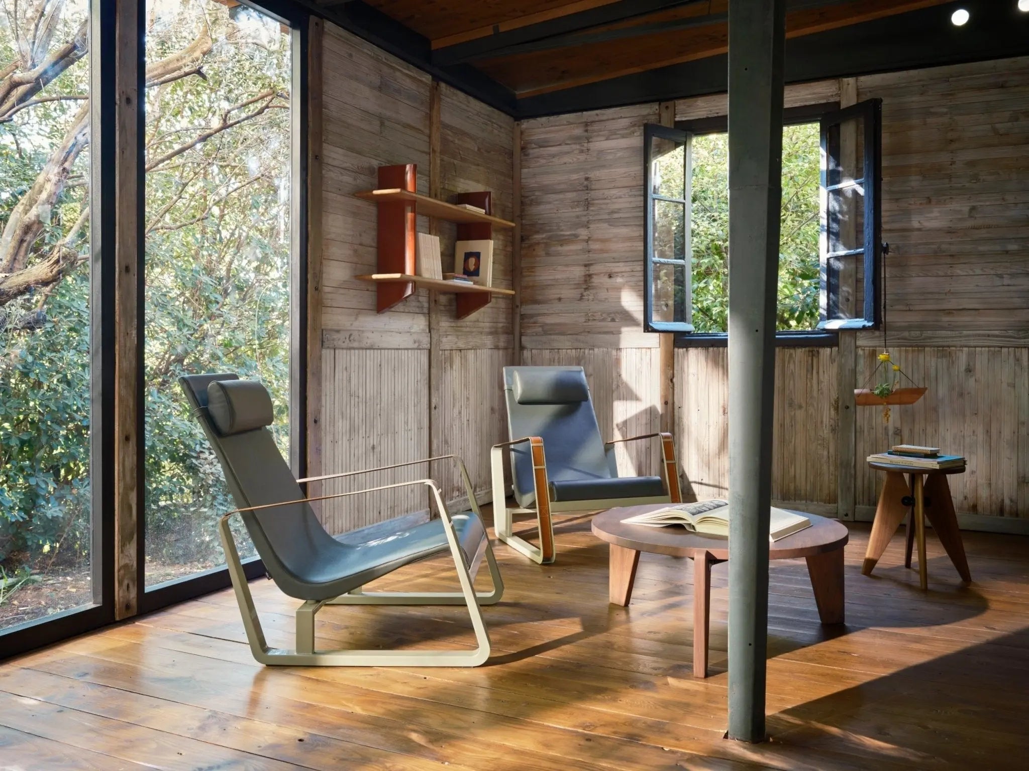 Vitra Cité nojatuoli gris vermeer/premium nahka 59 - Laatukaluste