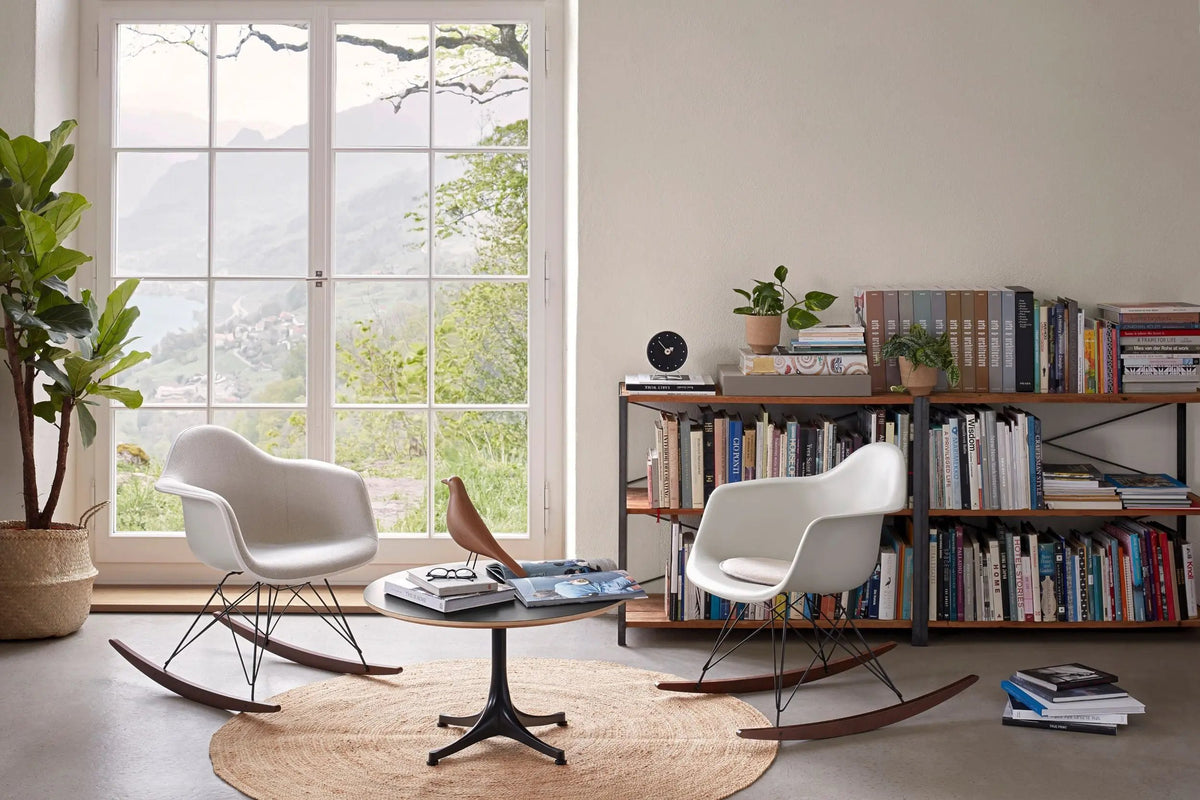 Vitra Cone pöytäkello valkoinen Vitra