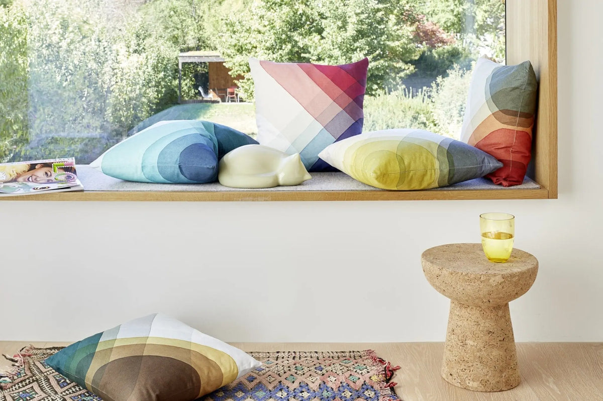 Vitra Cork jakkara malli D - Laatukaluste