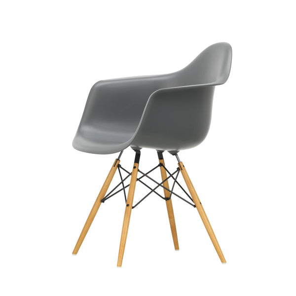Vitra Eames DAW tuoli harmaa/vaahtera - Laatukaluste