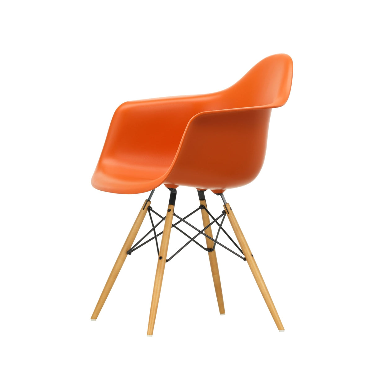 Vitra Eames DAW tuoli oranssi/vaahtera - Laatukaluste