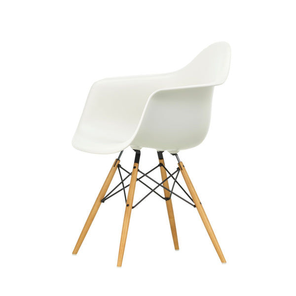 Vitra Eames DAW tuoli valkoinen/vaahtera - Laatukaluste