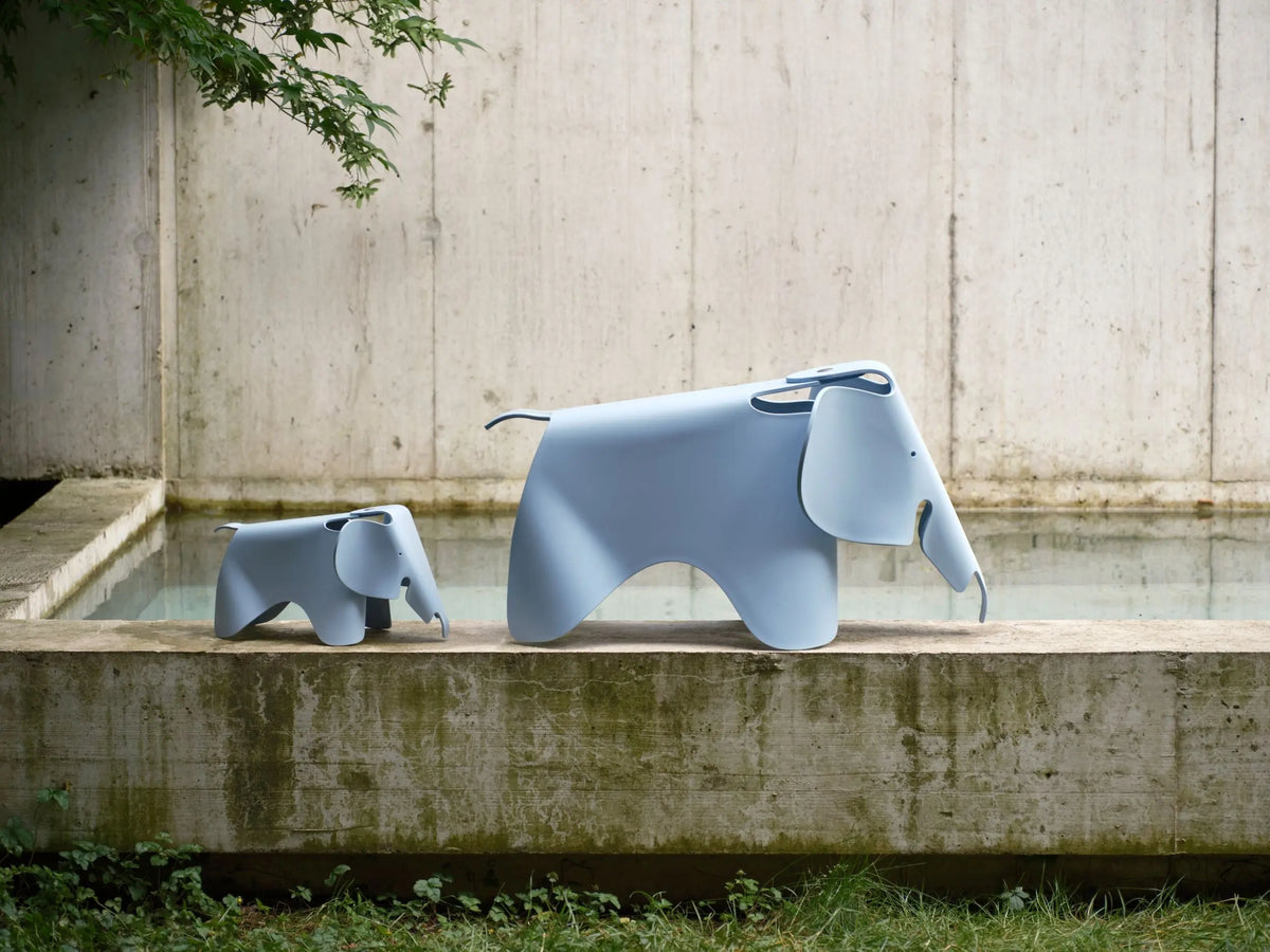 Vitra Eames Elephant RE vaaleansininen Vitra