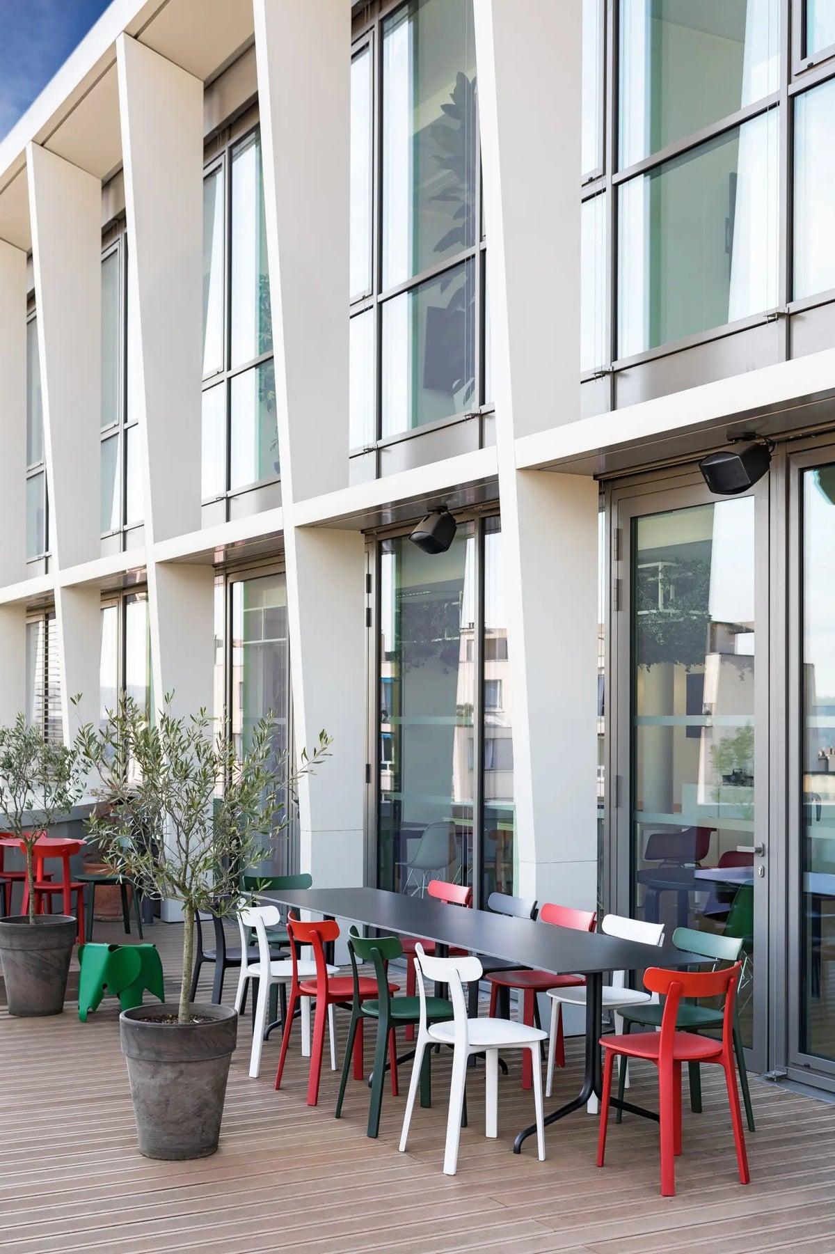 Vitra Eames Elephant RE vihreä Vitra