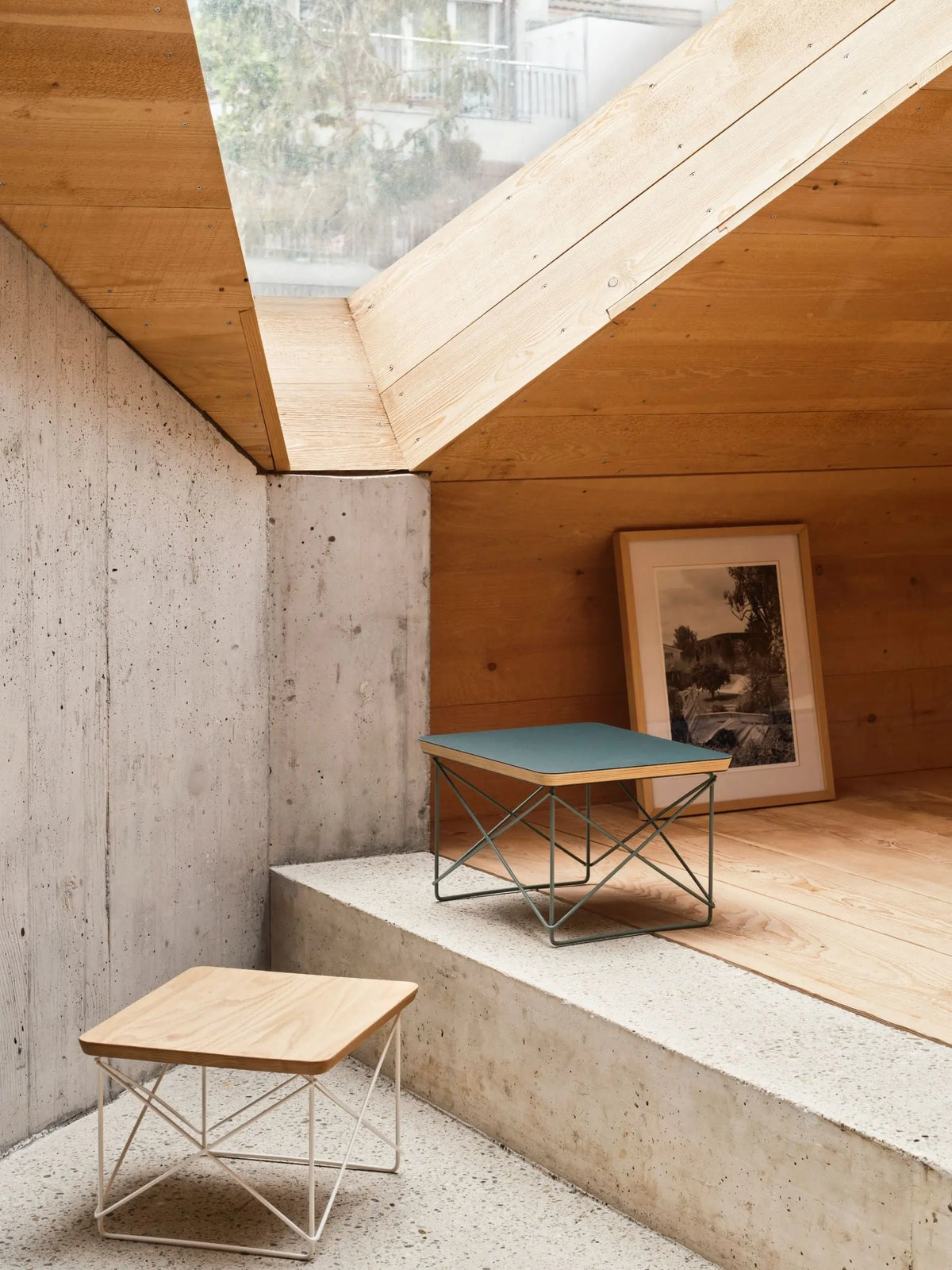 Vitra Eames LTR Occasional pöytä savunsininen Vitra