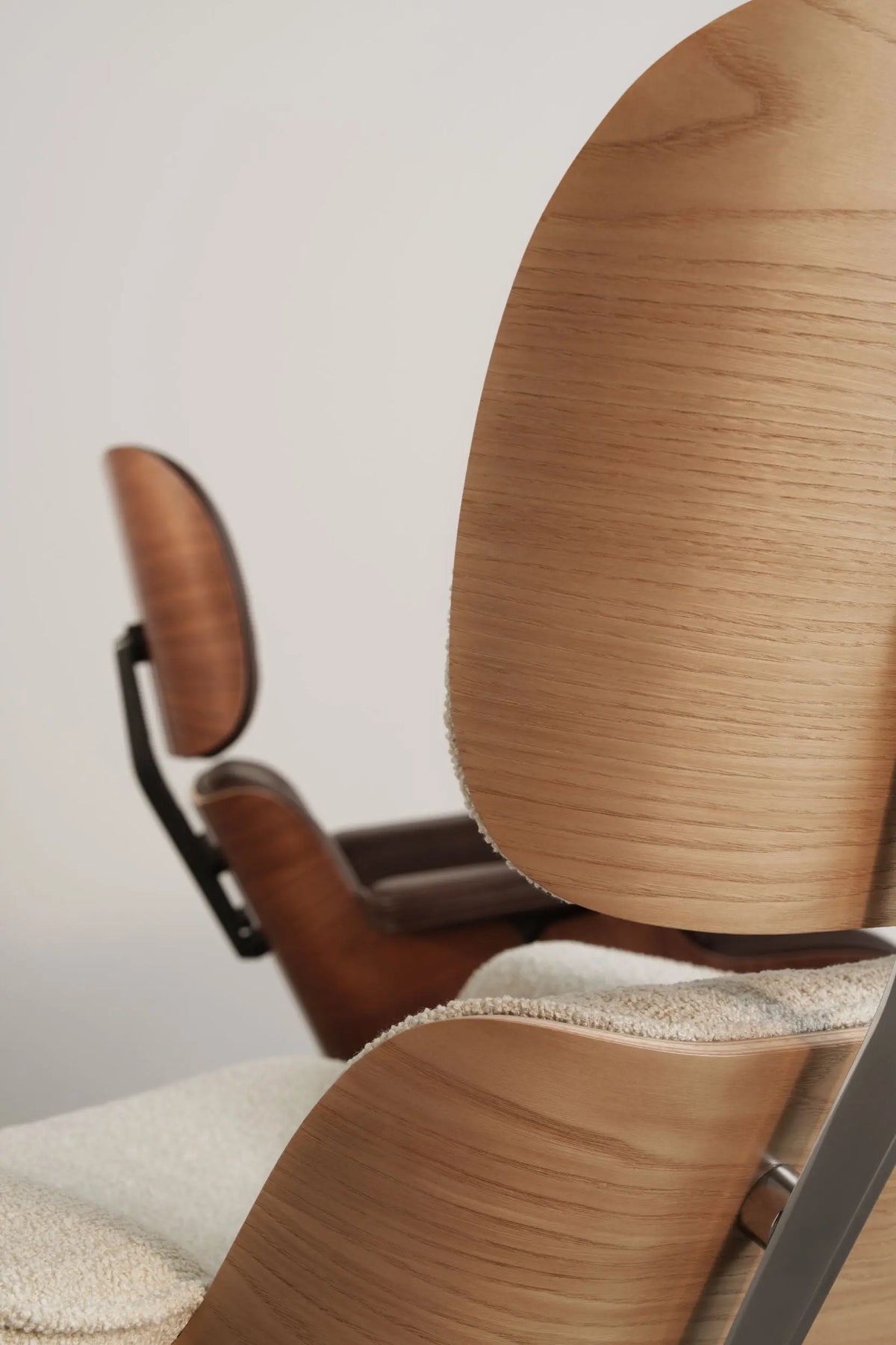 Vitra Eames Lounge Chair kastanja/Nubia 02 Vitra