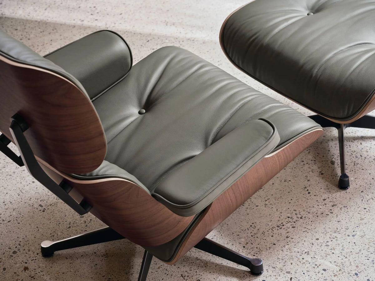 Vitra Eames Lounge Chair pähkinä/Khaki 58 Vitra