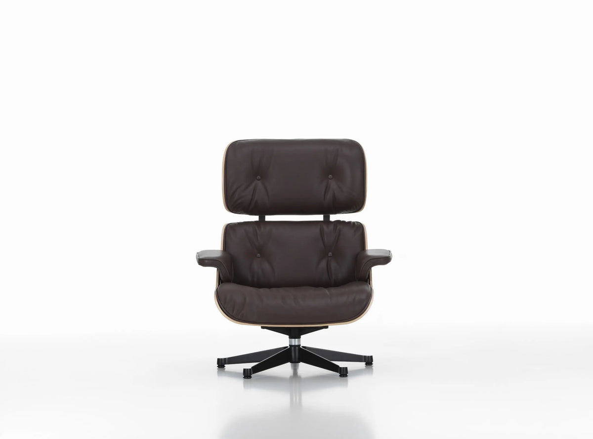 Vitra Eames Lounge Chair tumma pähkinä/ruskea nahka Vitra