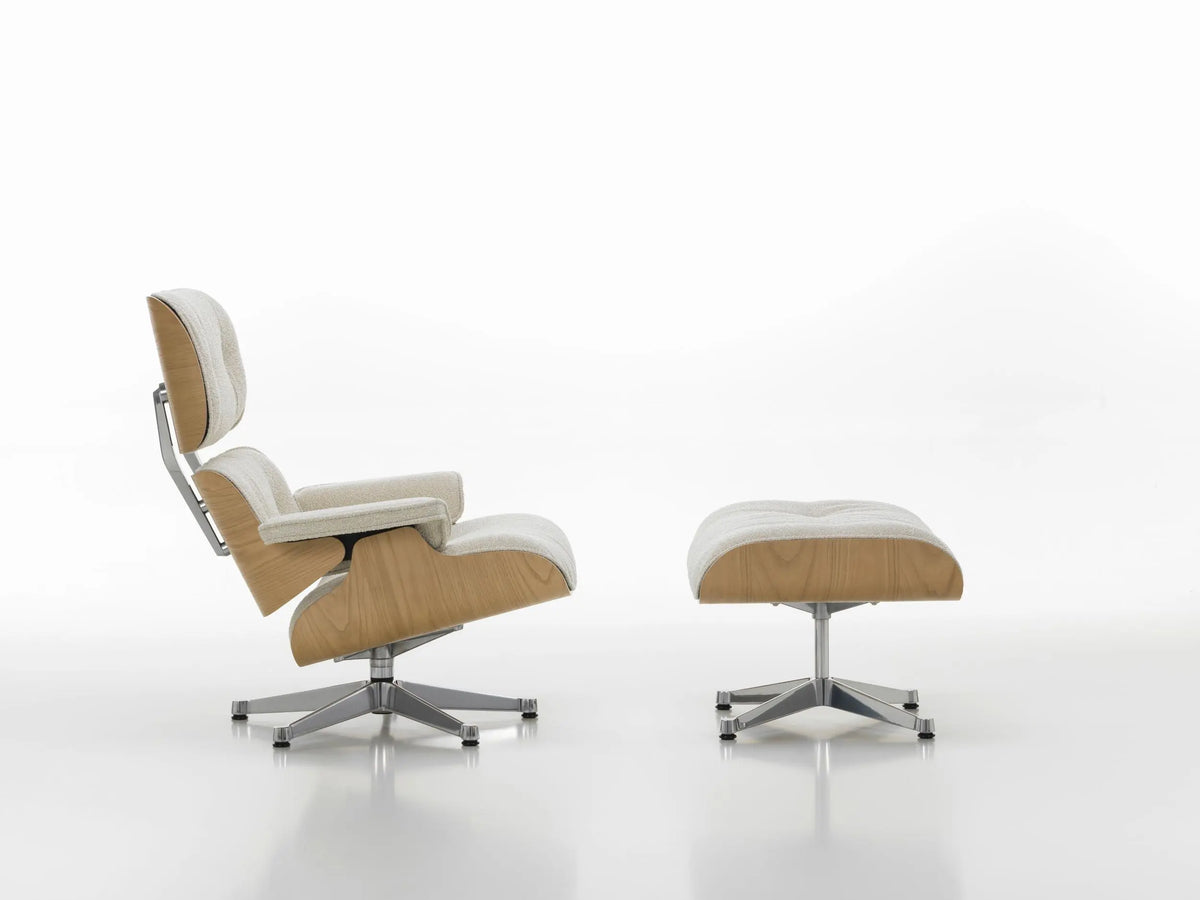 Vitra Eames Lounge Ottoman rahi kastanja/Nubia 02 Vitra