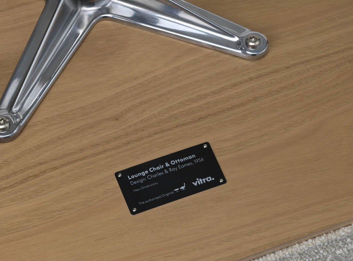 Vitra Eames Lounge Ottoman rahi kastanja/Nubia 02 Vitra