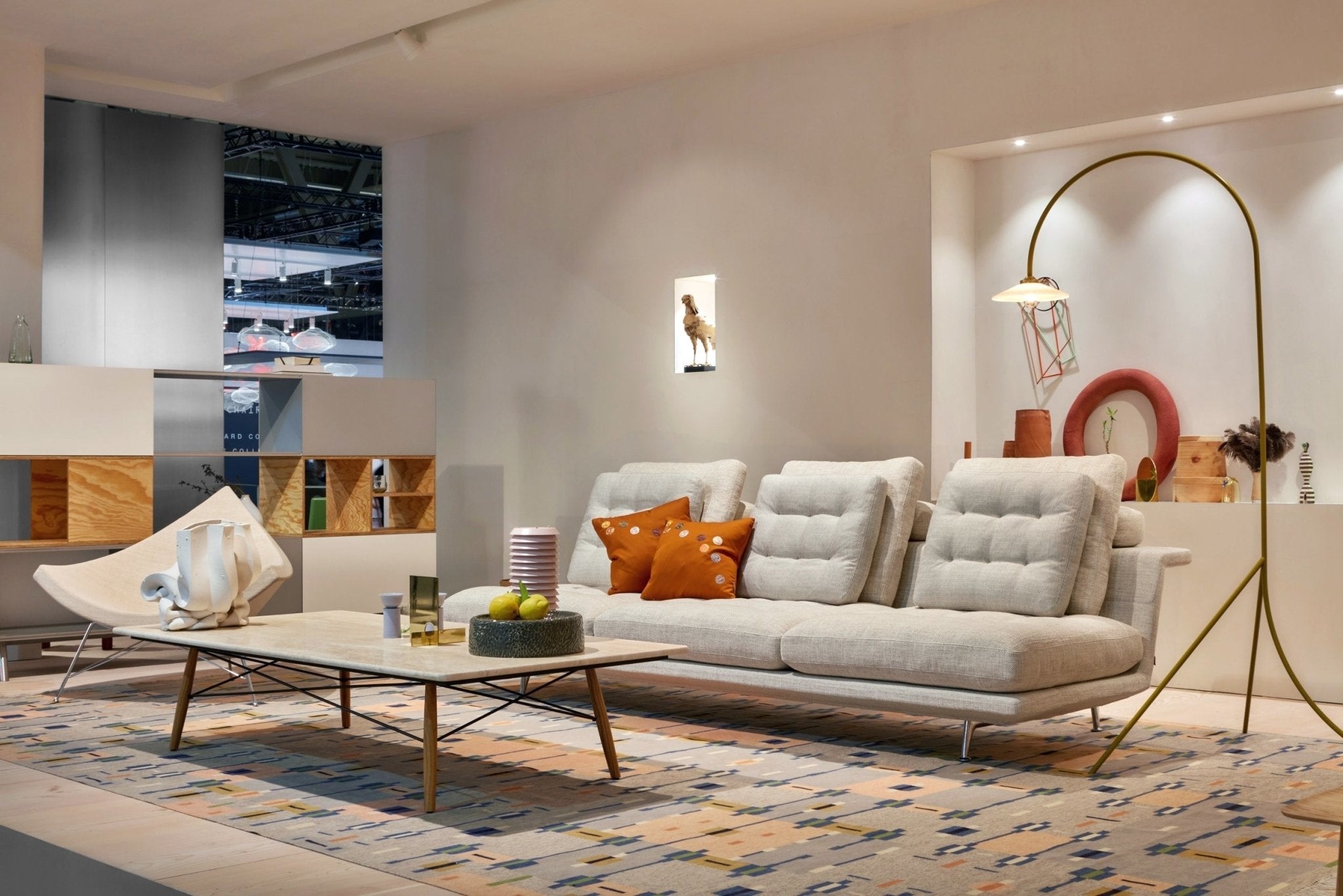 Vitra Eames sohvapöytä 114x76 saarni/valkoinen marmori - Laatukaluste