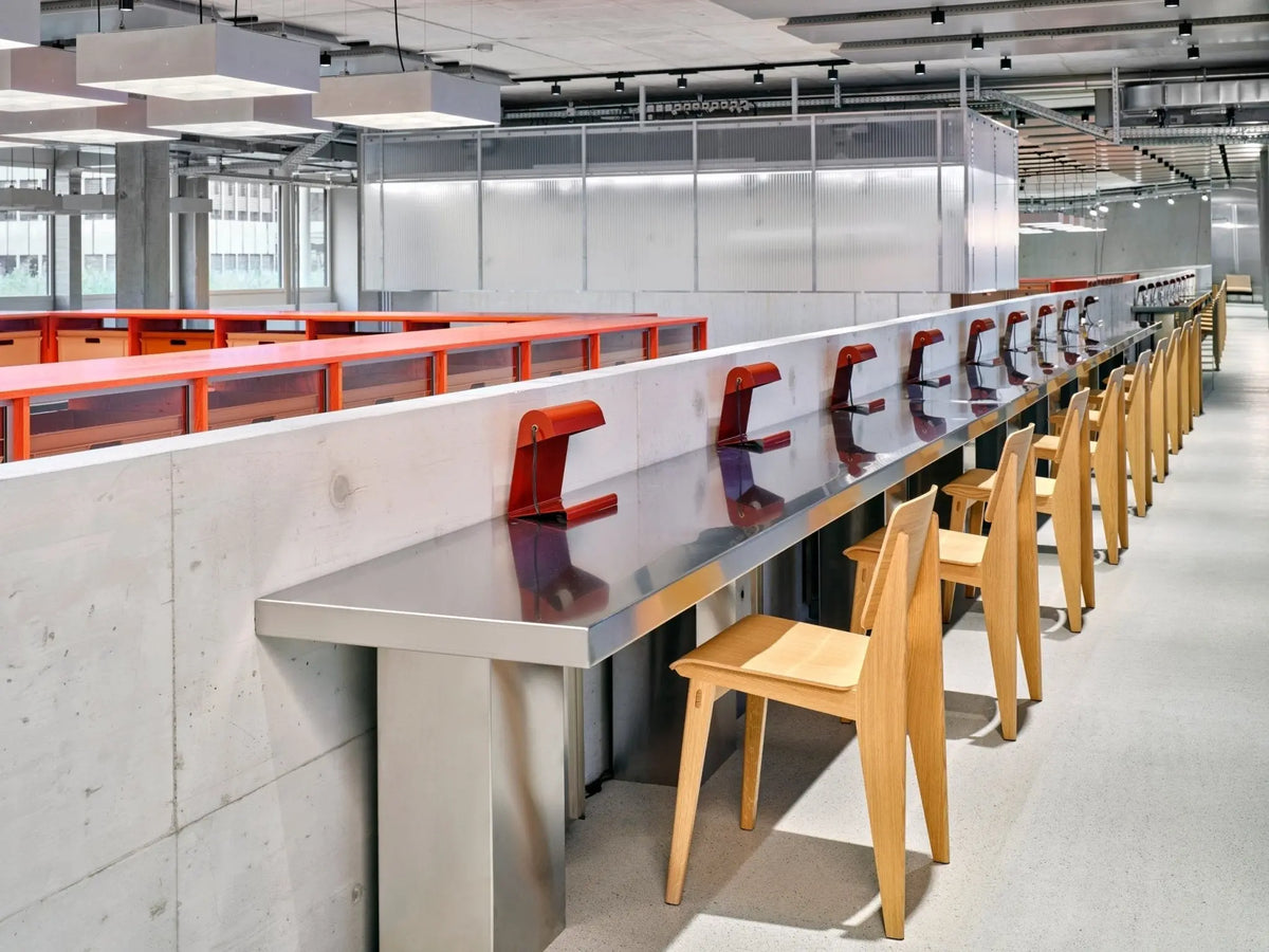 Vitra Lampe de Bureau pöytävalaisin japanese red - Laatukaluste