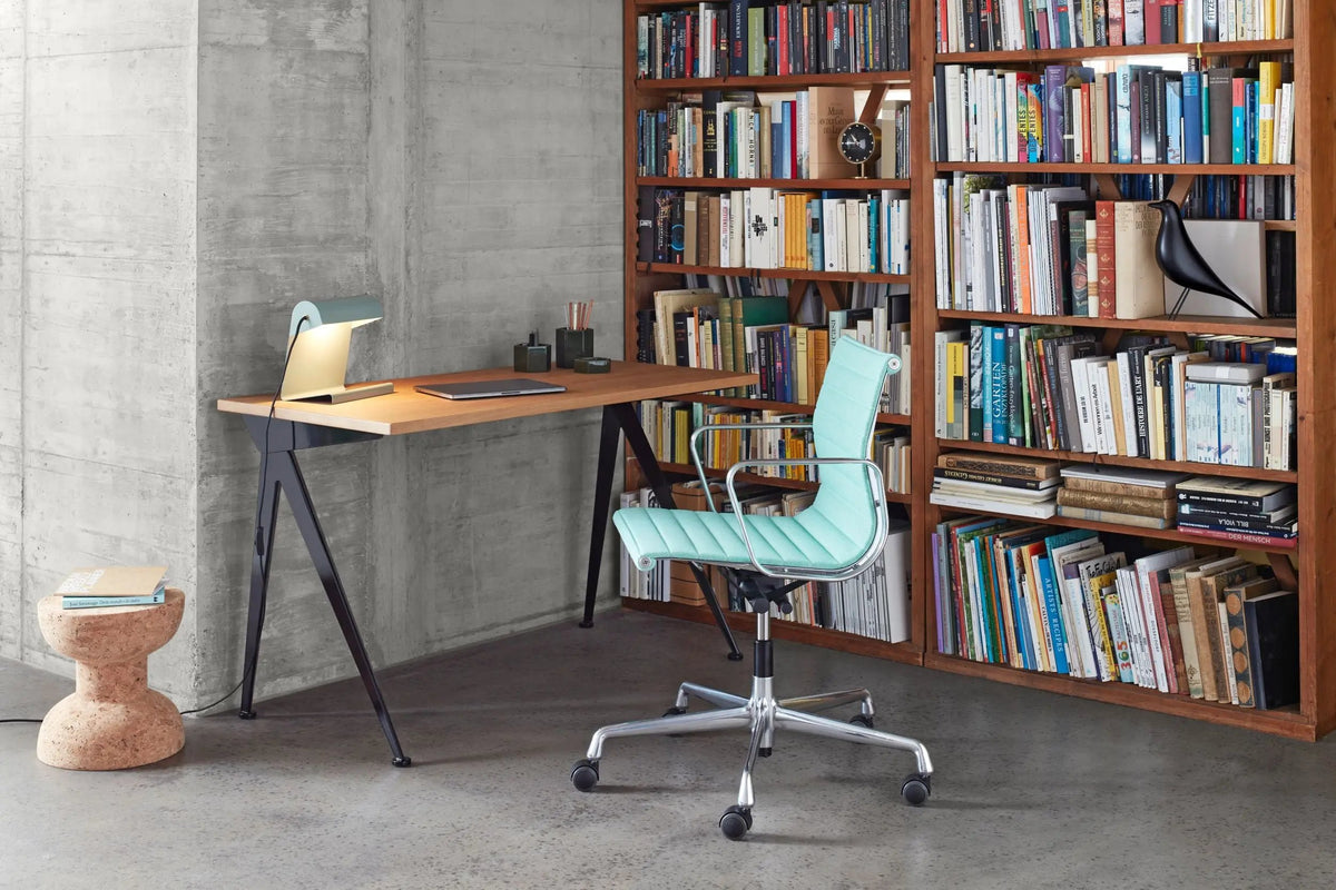 Vitra Night pöytäkello messinki Vitra