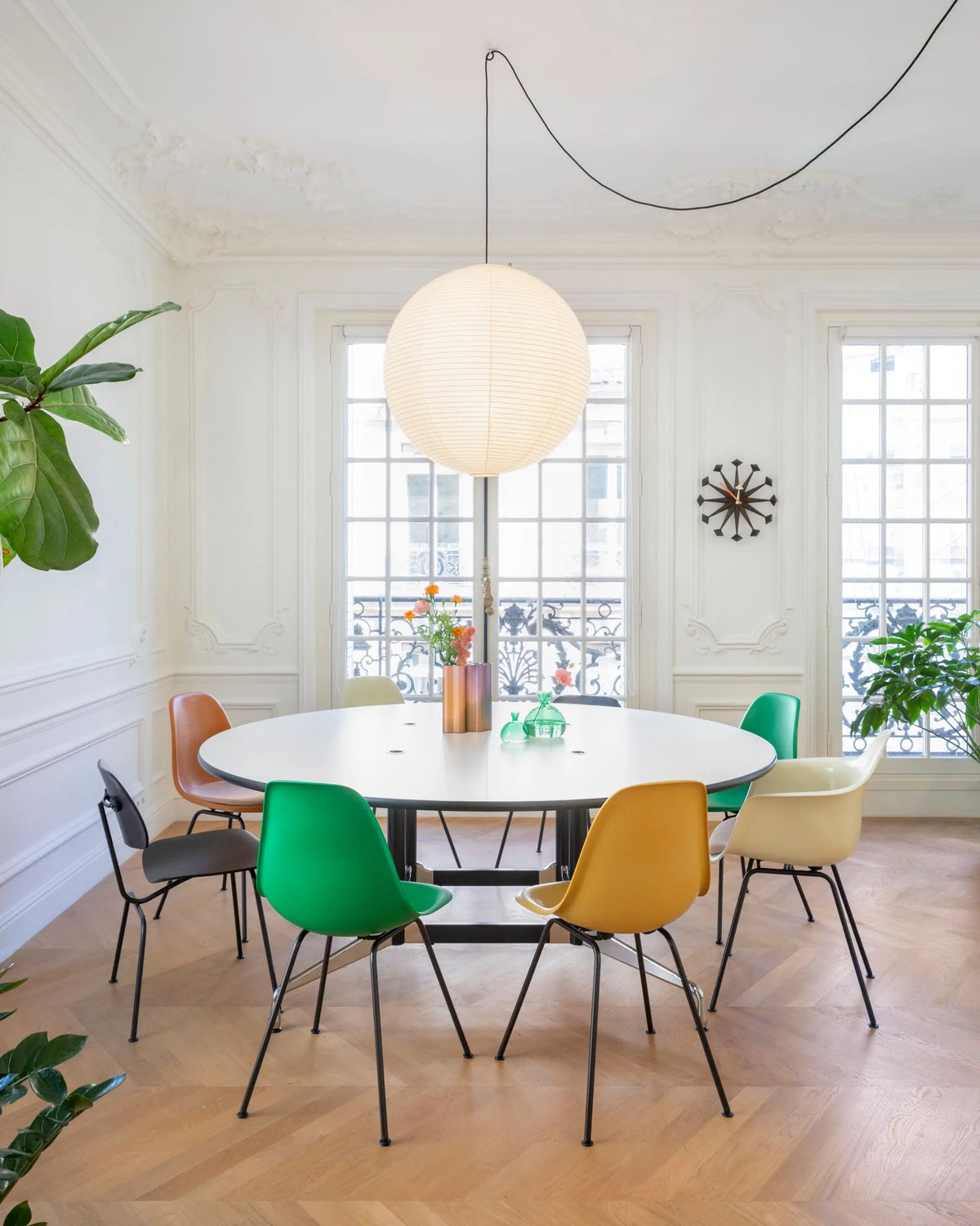 Vitra Polygon seinäkello pähkinä Vitra