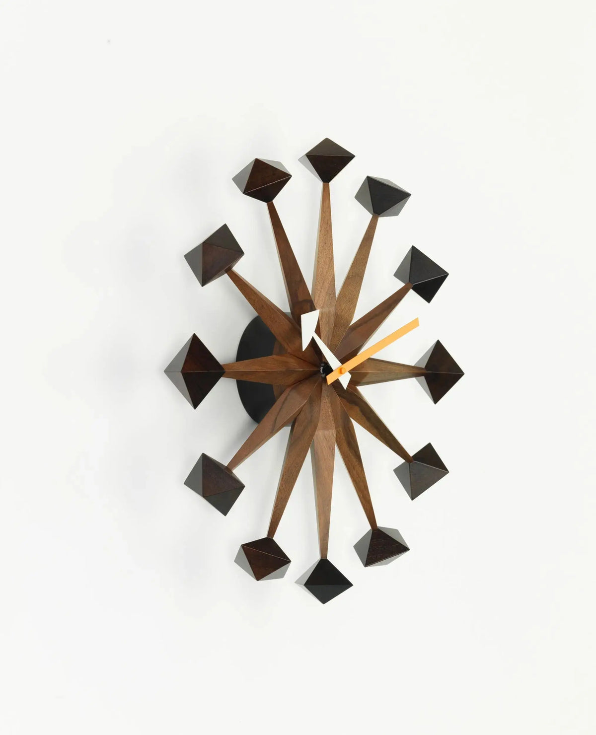 Vitra Polygon seinäkello pähkinä Vitra
