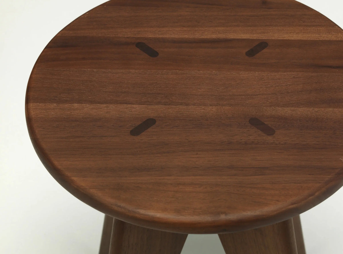 Vitra Tabouret Bois jakkara öljytty pähkinä Vitra