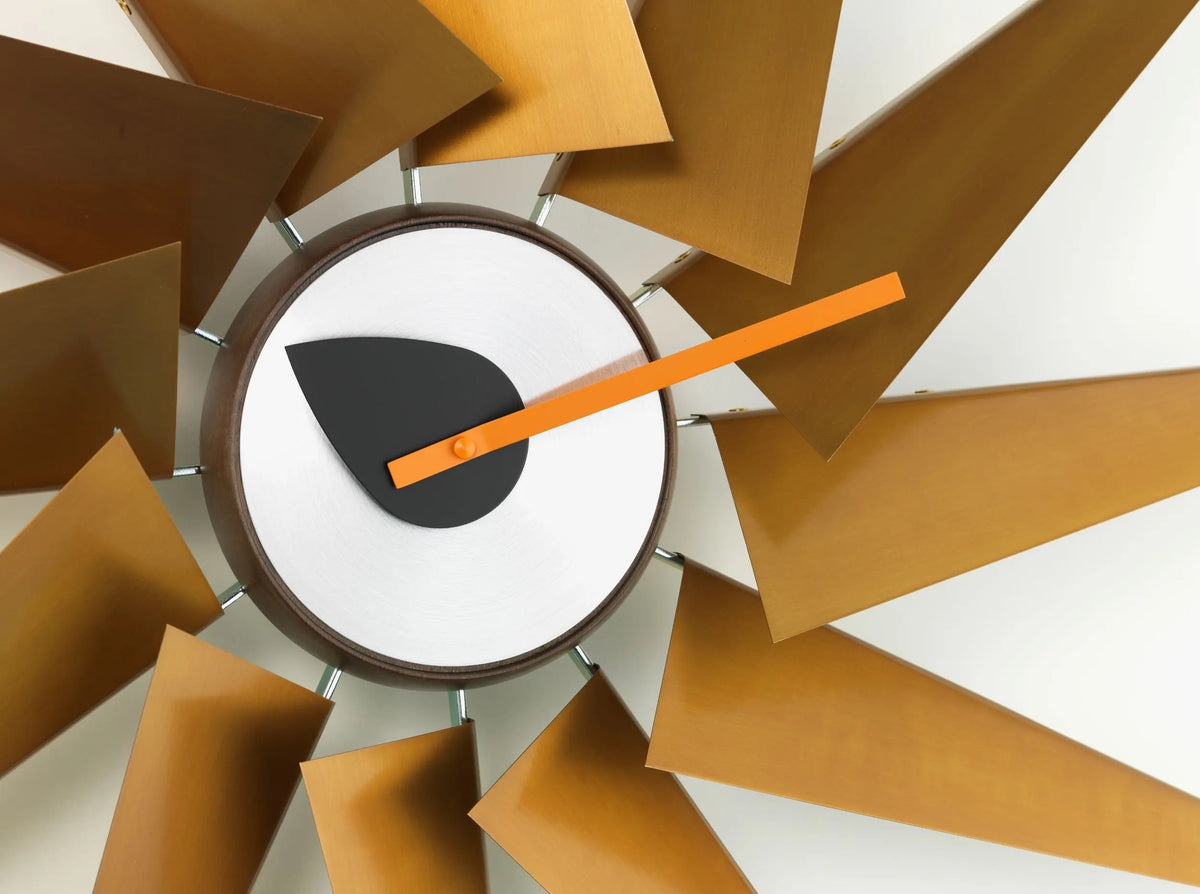 Vitra Turbine seinäkello messinki Vitra