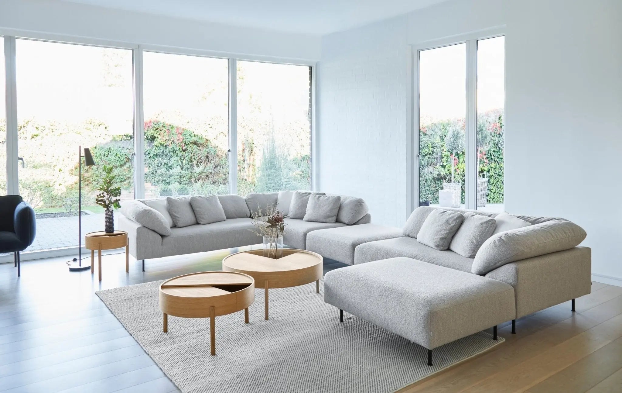 WOUD Arc sohvapöytä 89cm valkolakattu tammi - Laatukaluste