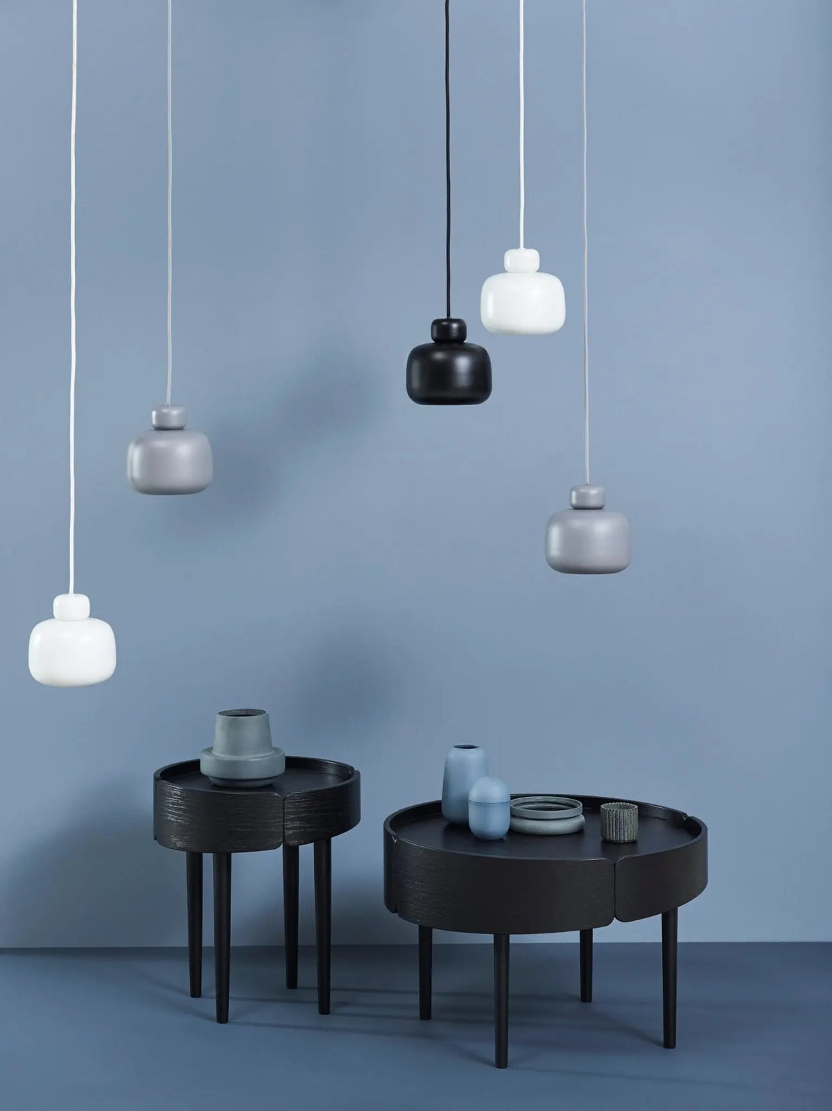 WOUD Stone valaisin pieni valkoinen - Laatukaluste