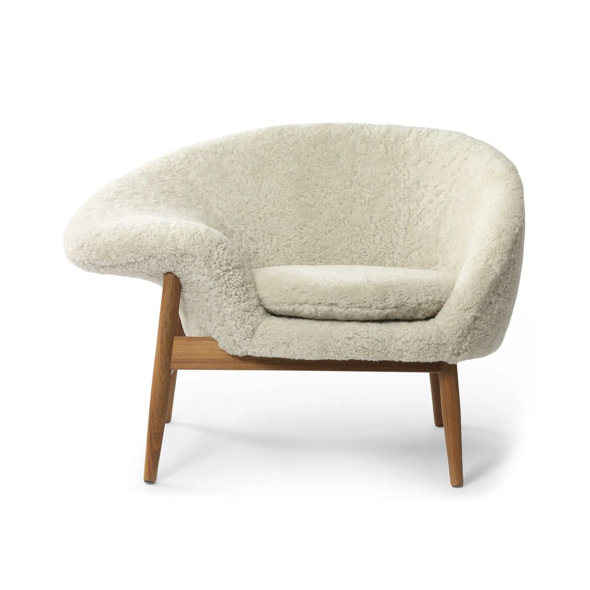Warm Nordic Fried Egg lepotuoli öljytty tiikki/Sheepskin Curly 17 Warm Nordic