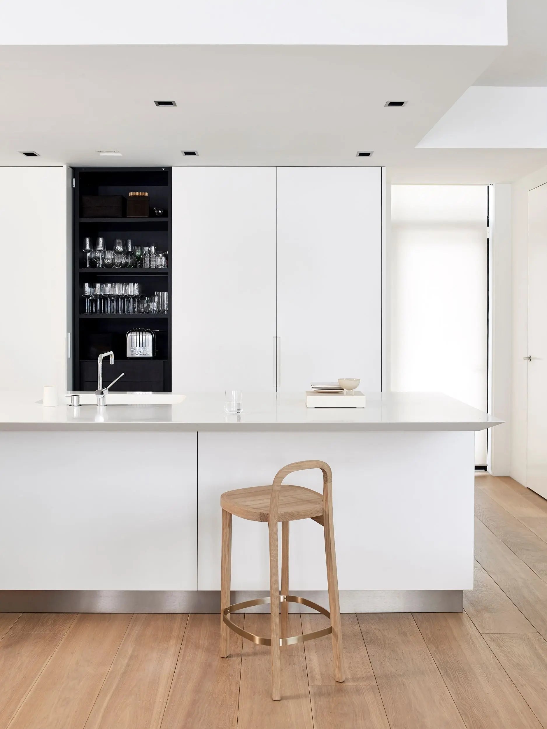 Woodnotes Siro baarituoli tammi Woodnotes