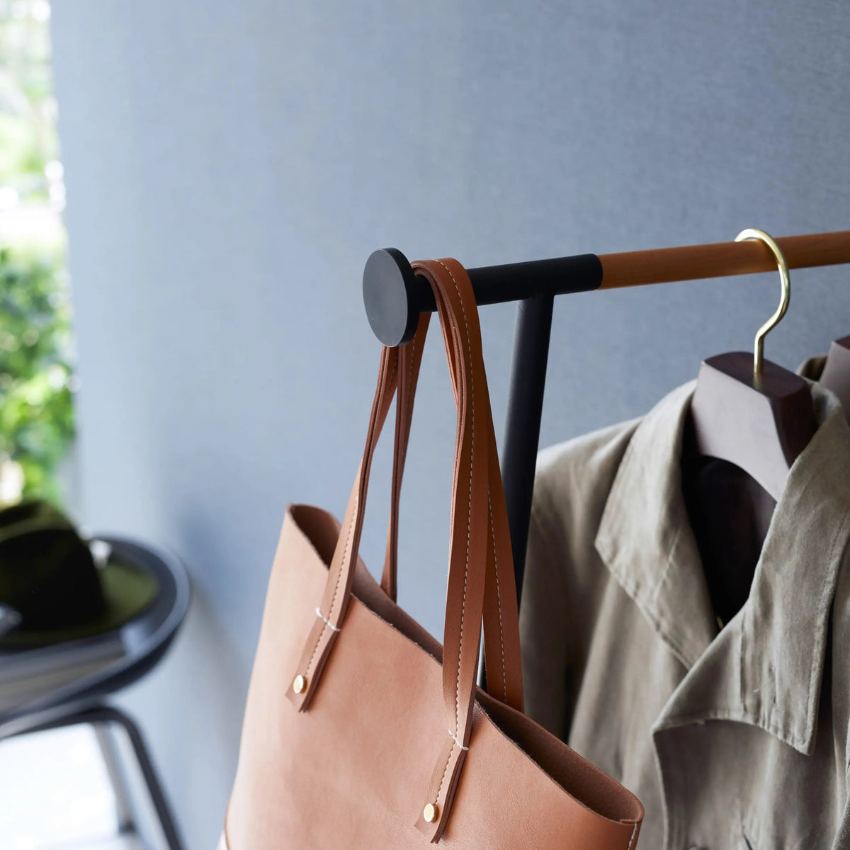 Yamazaki Tower Steam vaateteline musta Yamazaki