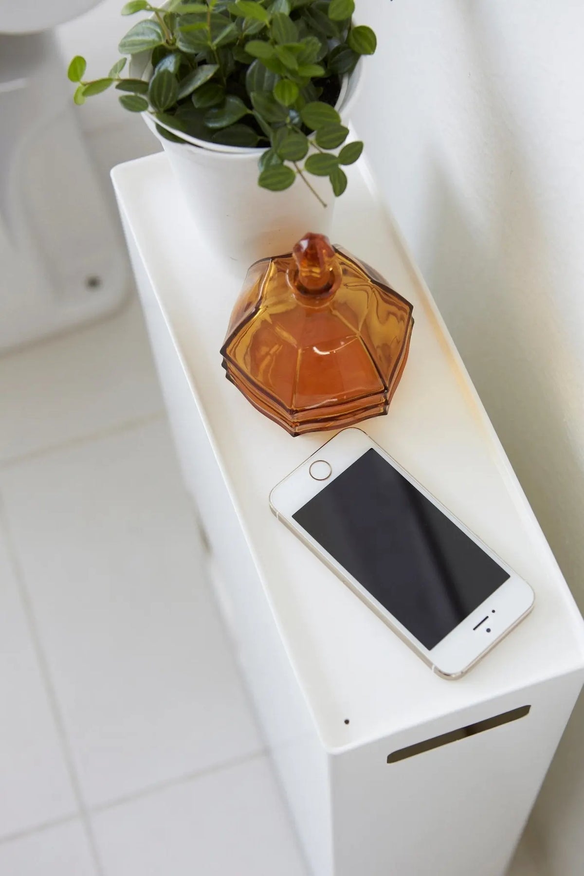 Yamazaki Tower WC-paperiteline - Laatukaluste