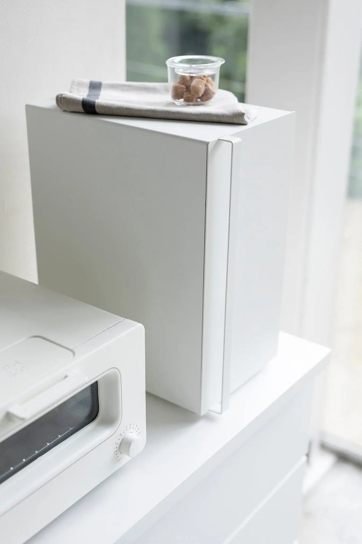 Yamazaki Tower minikaappi valkoinen - Laatukaluste