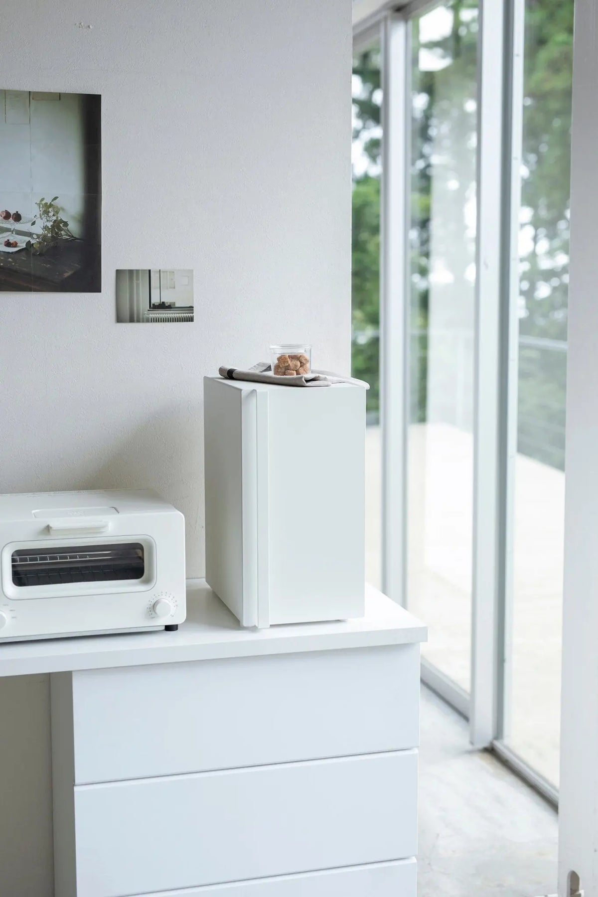 Yamazaki Tower minikaappi valkoinen - Laatukaluste