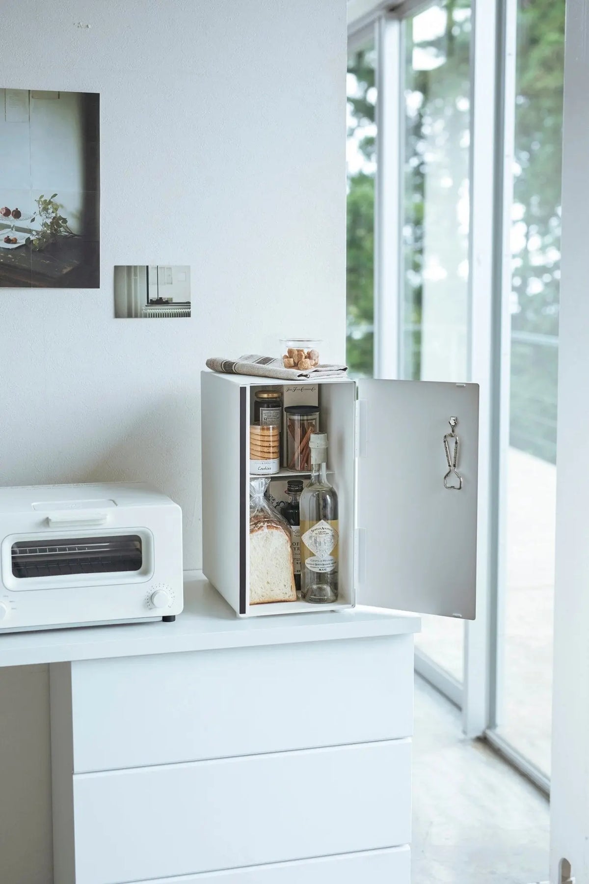 Yamazaki Tower minikaappi valkoinen - Laatukaluste