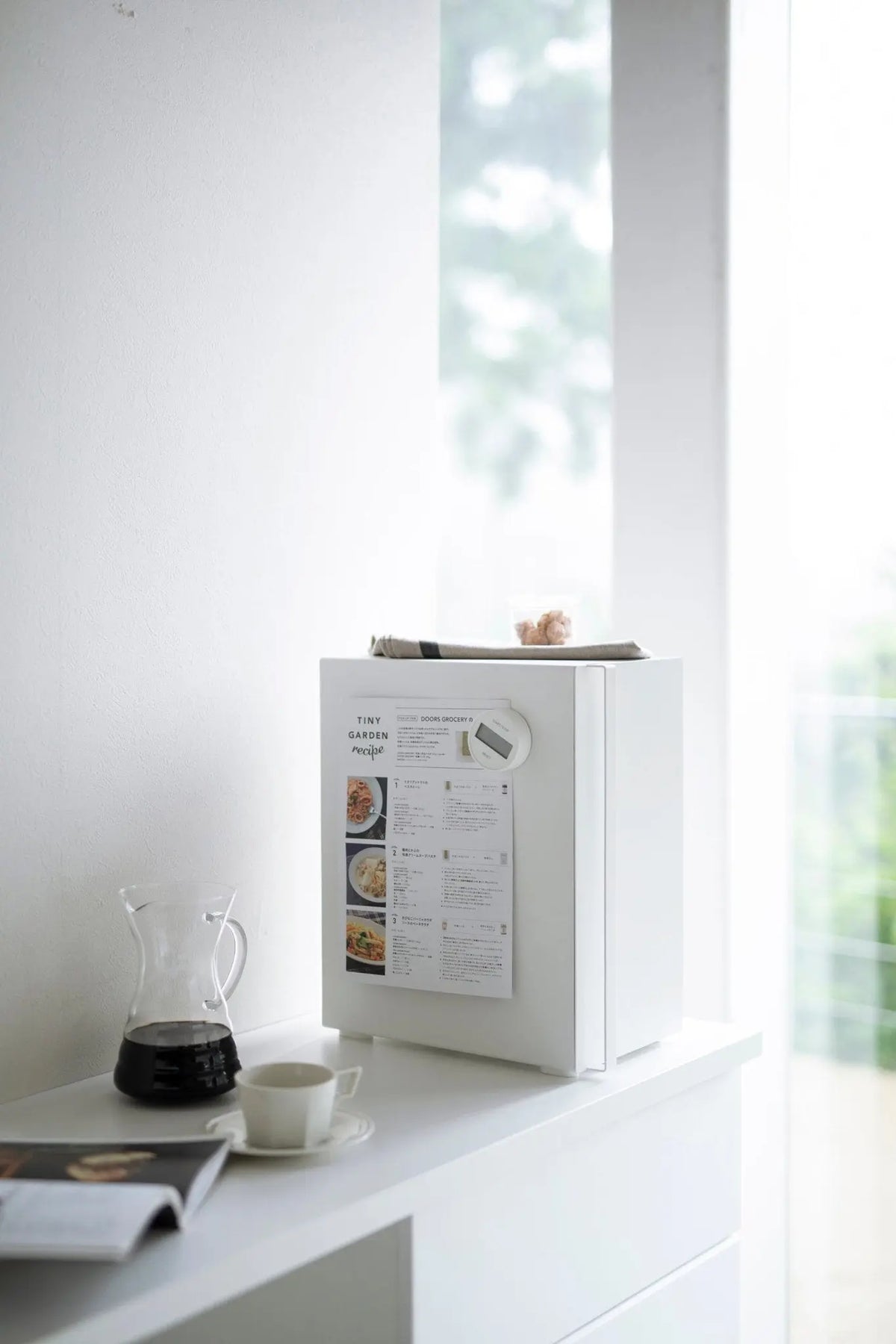 Yamazaki Tower minikaappi valkoinen - Laatukaluste