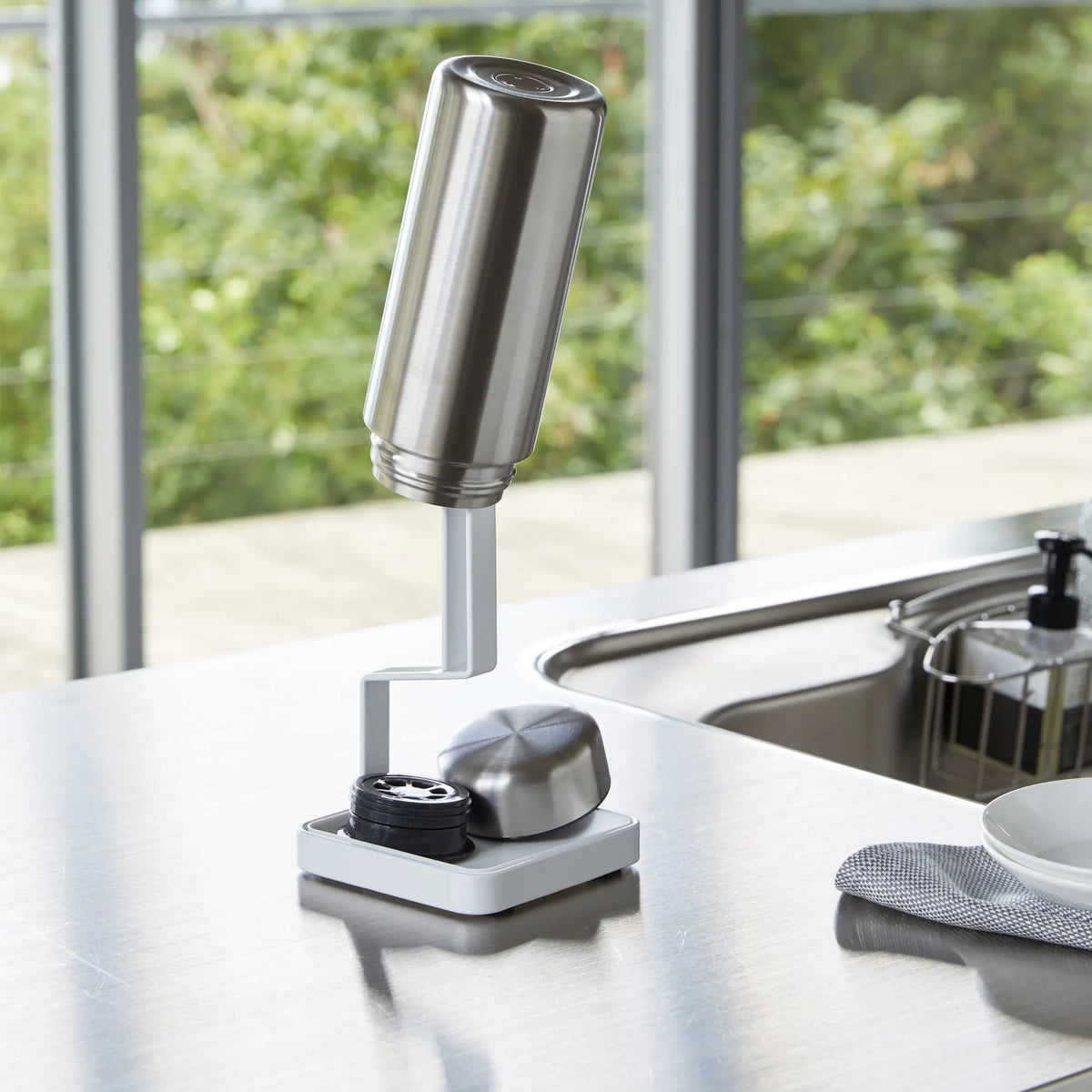 Yamazaki Tower pullonkuivausteline valkoinen - Laatukaluste