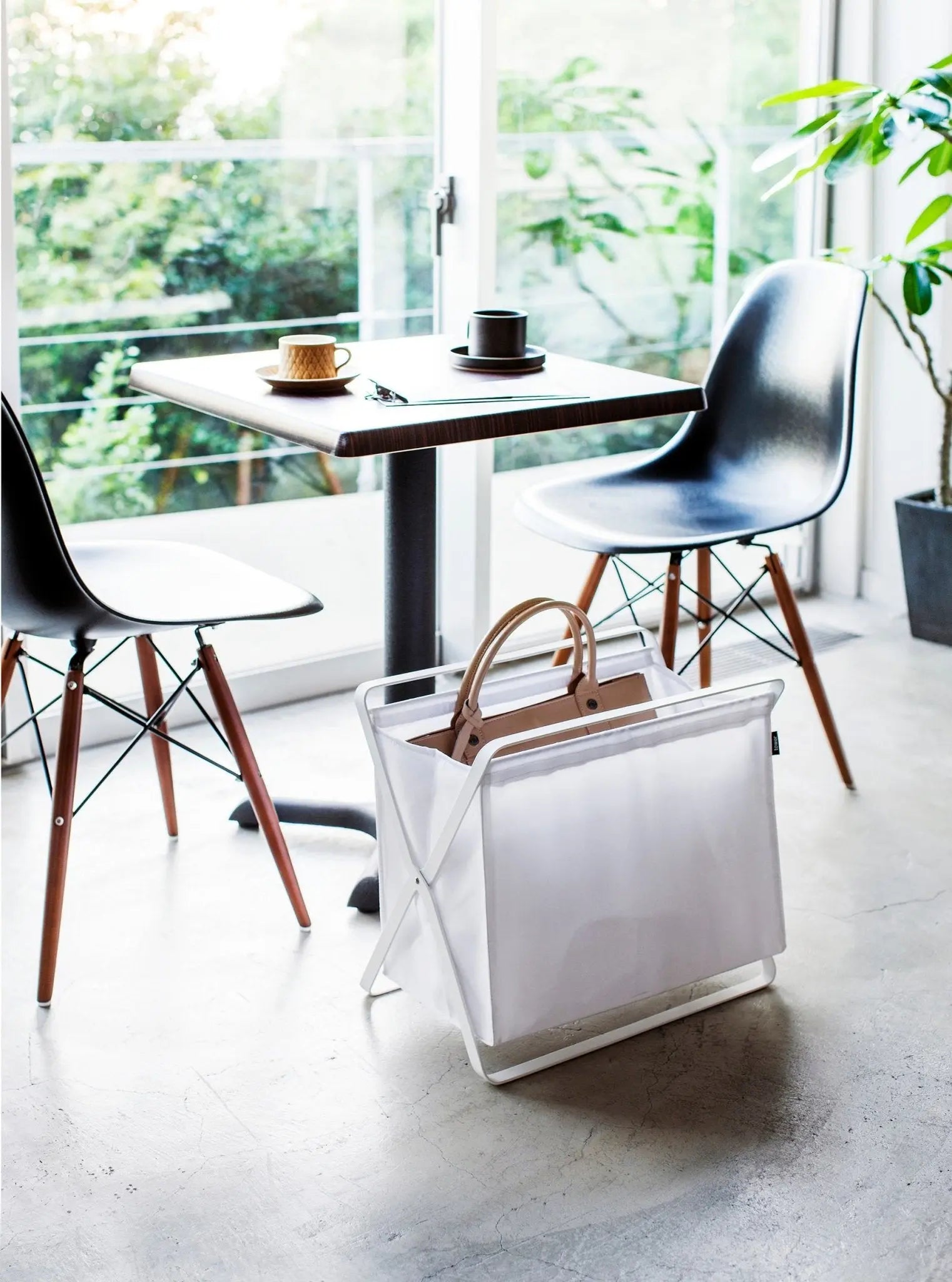 Yamazaki Tower säilytyskori - Laatukaluste