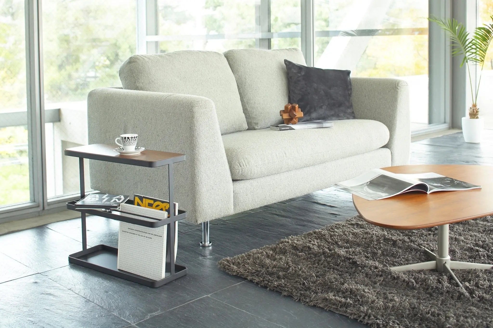 Yamazaki Tower sivupöytä puukannella musta - Laatukaluste