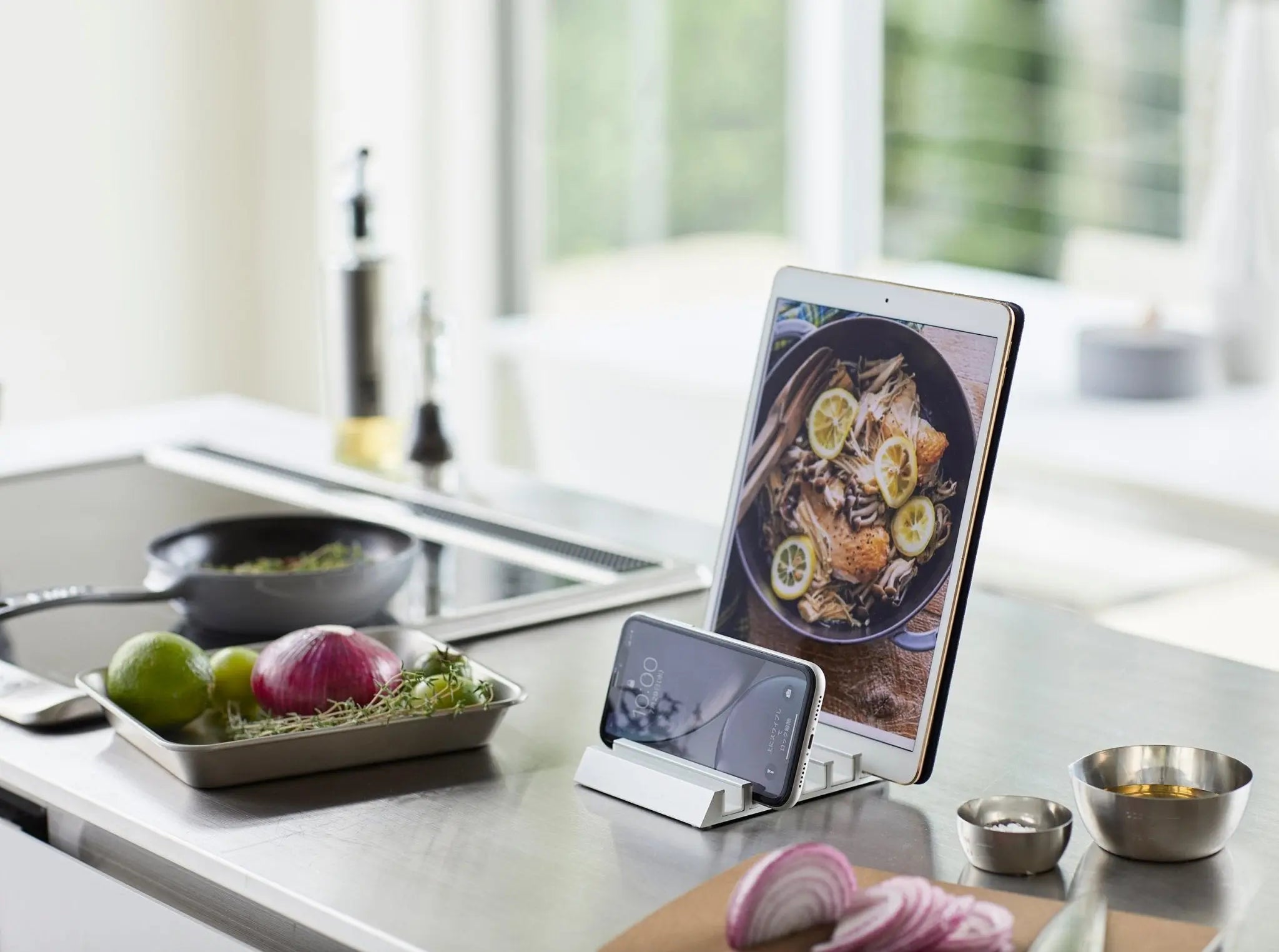 Yamazaki tablettiteline valkoinen - Laatukaluste